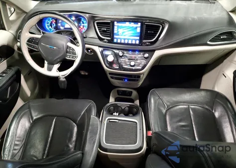 2018 Chrysler Pacifica Hybrid Limited из США, поврежденный, VIN 2C4RC1N76JR212841